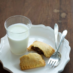 Oatmeal Cookie Pocket Pie