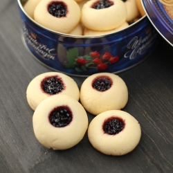 Cookies Filled w/ Jam