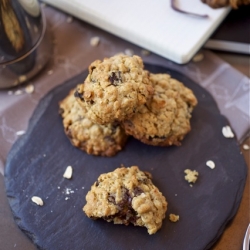 Oatmeal Raisin Choc Chip Cookies