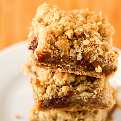 Oatmeal Carmelita Bars