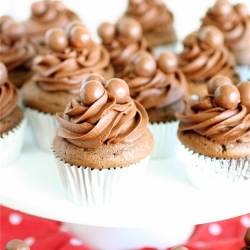 Malted Milk Ball Cupcakes