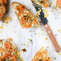 Baguette with Garlic Prawns