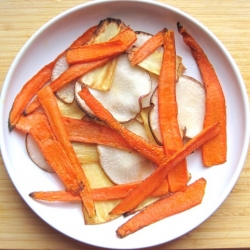 Baked Root Vegetable Crisps