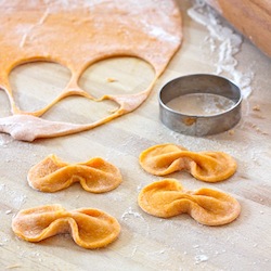 Roasted Pepper Bow-Tie Pasta