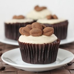 100% Whole Grain Chocolate Cupcakes