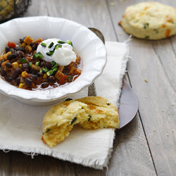 Chile Cheese Cornbread Scones