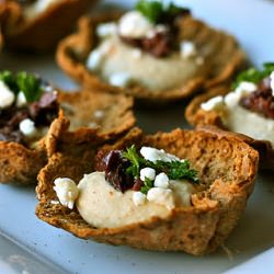 Pita Cups with Hummus