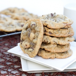 Whole Wheat Chocolate Pecan Cookies