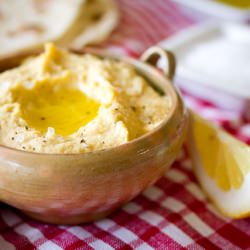 Homemade Hummus