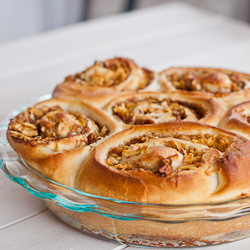 Apples and Pecans Rolls