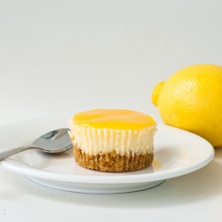 Mini Lemon Cheesecakes