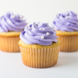 White Cake Cupcakes