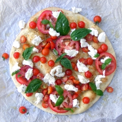 Garlic Pita with Caprese Salad