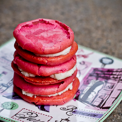 Strawberry Macs w/Prosecco