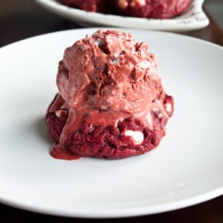 Red Velvet Cookie Sundaes