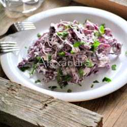 Red Cabbage with Mayonnaise