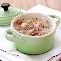 Slow Cooker Lobster Chowder