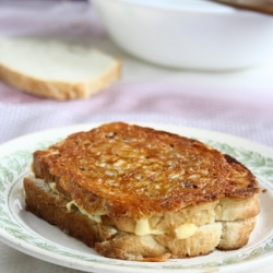 Caramelized Grilled Cheese Sandwich