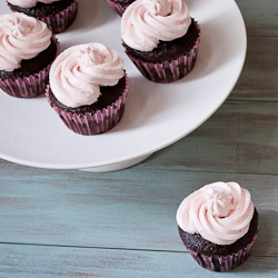 Chocolate and Strawberry Cupcakes