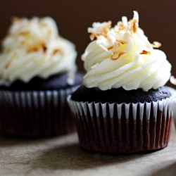 Nutella Coconut Cupcakes