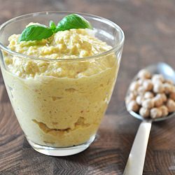 Hummus with Curry