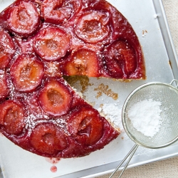 Plum Cake Tatin