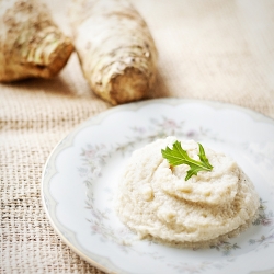 Puréed Celeriac and Roasted Garlic