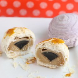 Preserved Egg Pastry