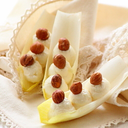 Endive with Cream Cheese