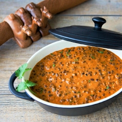 Creamy Indian Black Lentil Curry