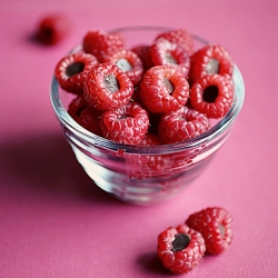 Raspberries stuffed with Chocolate