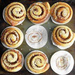 Kanelbullar (Swedish Cinnamon Buns)