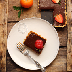 No-Bake Chocolate Strawberry Tart