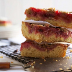 Plum Cake with Streusel