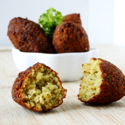 Falafel & Tahini Sauce