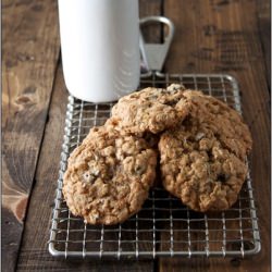 Oatmeal Raisin Cookies