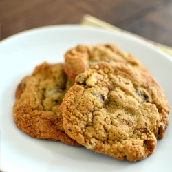 Chocolate Chip Walnut Cookies