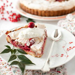 Cranberry-Meringue Tart