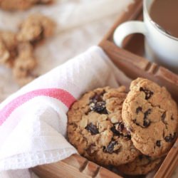 Spiced Rum Oatmeal Raisin Cookies