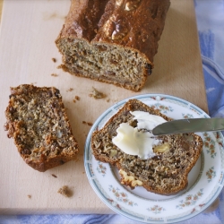 Persimmon & Walnut Bread