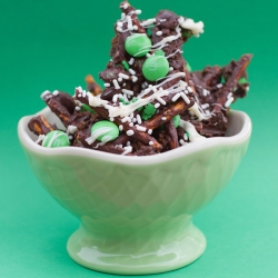 Leprechaun Cookie Bark