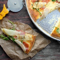 Pear Arugula Proscuitto Pizza