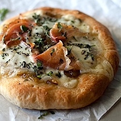 Caramelized Onion Proscuitto Pizza