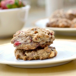 Strawberry Oatmeal Cookies