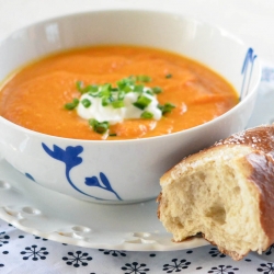 Roasted Garlic & Ginger Carrot Soup