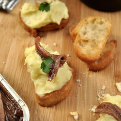 Toast with Anchovies