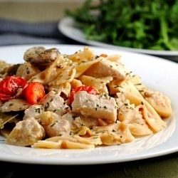 Creamy Chicken and Artichoke Pasta