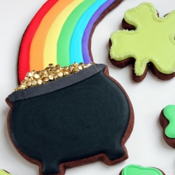 Pot of Gold Decorated Cookies