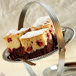 Cake w/ Cream & Strawberries