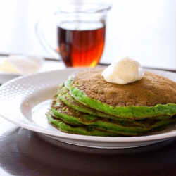 Green Monster Smoothie Pancakes